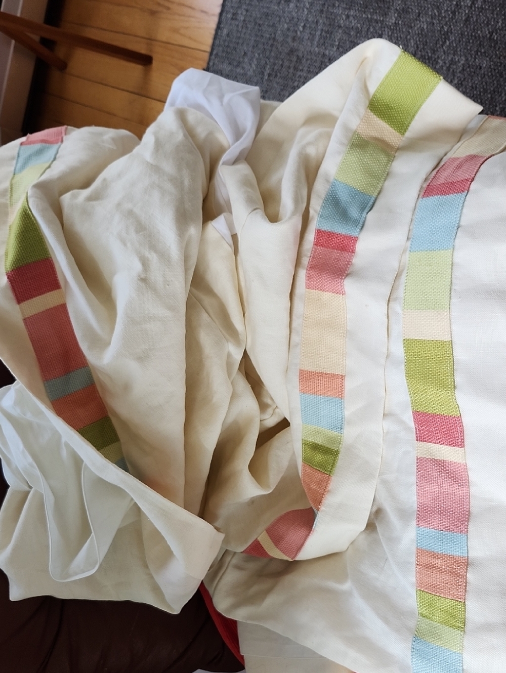 CALICO CORNERS CUSTOM TWIN BEDSKIRT - Picture 5 of 7